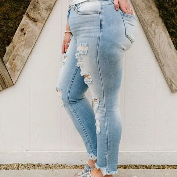 Kancan - Lighten Up Jeans - NWT - Picture 2 of 4